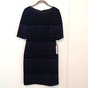 Tahari short sleeve navy bodycon dress size 6 NWT